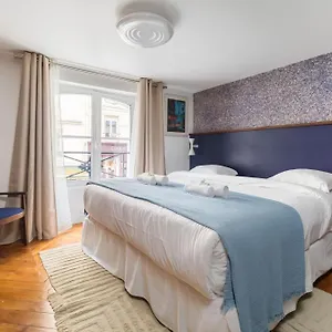La Belle - Marais Apartment